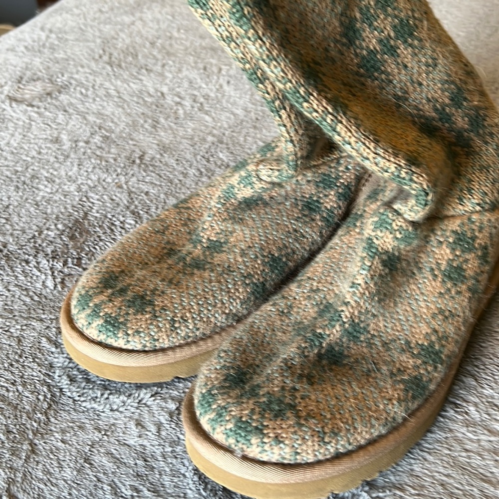 Ugg Sweater Boots